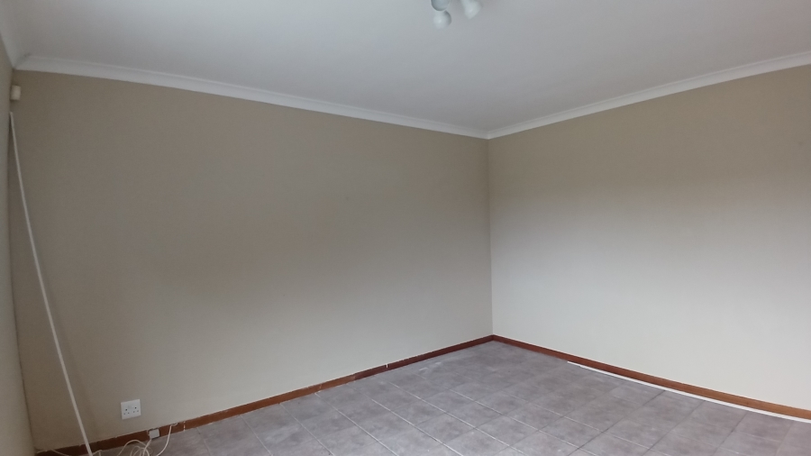 To Let 2 Bedroom Property for Rent in Westering Eastern Cape